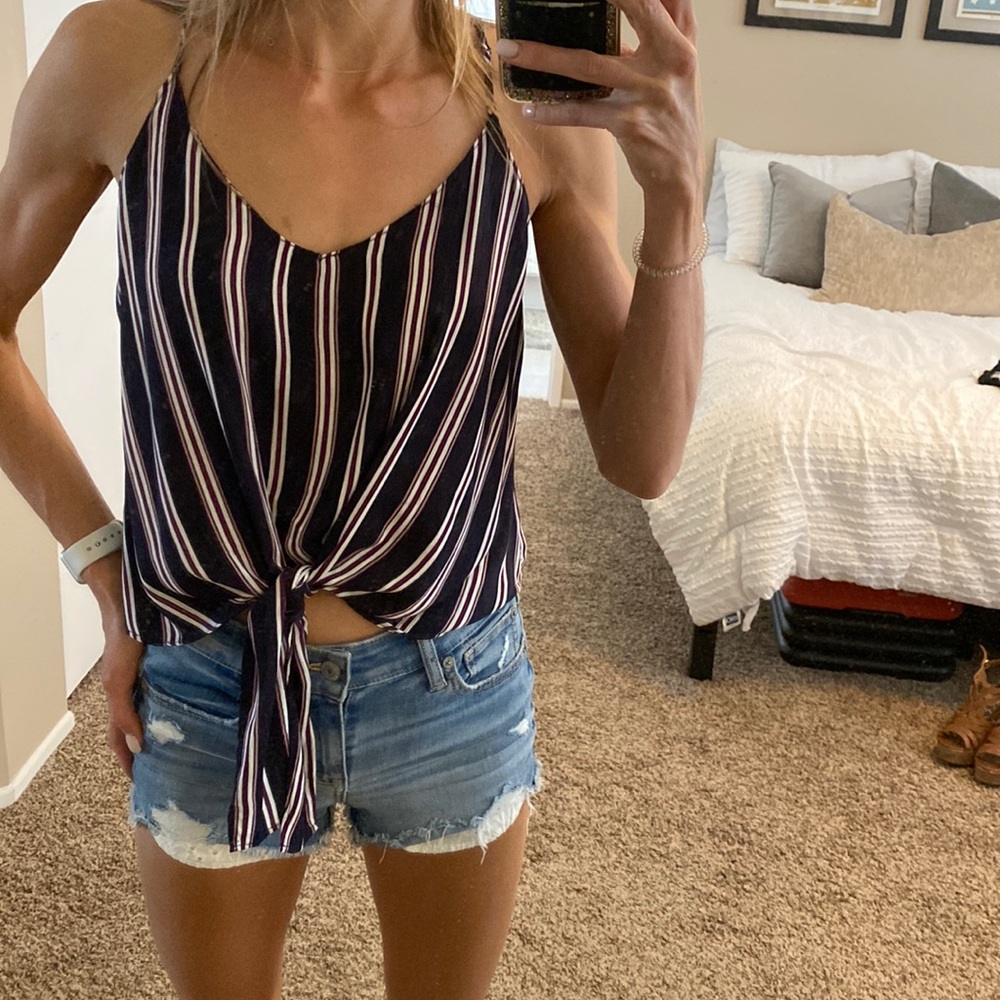 NWT Lush Tie Front Crop Cami Blouse